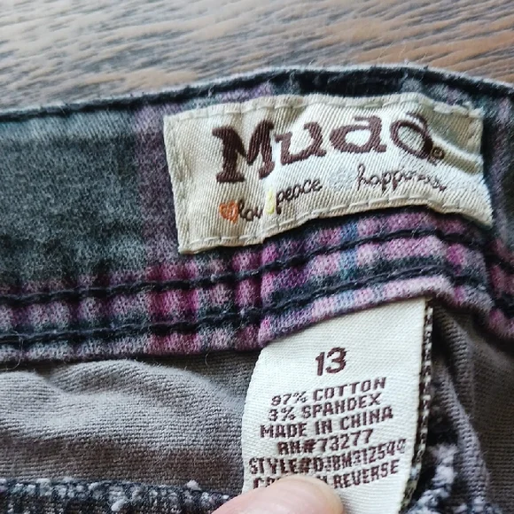 Mudd Plaid Pants in Gray and Pink - Picture 2 of 5